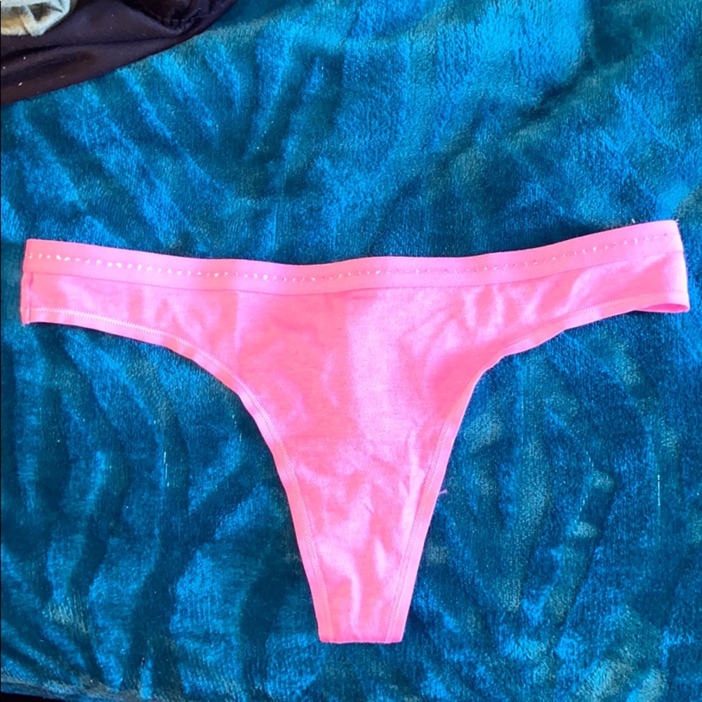 💎3/$25 NWT Victoria’s Secret Thong
